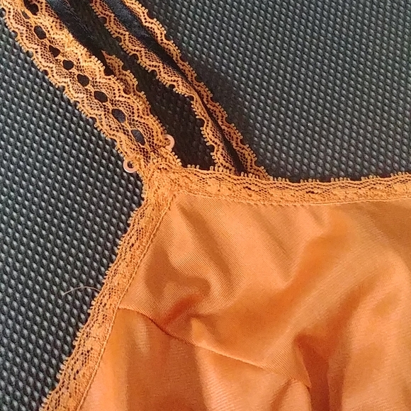 Vintage Rust & Black Slip - Picture 7 of 7